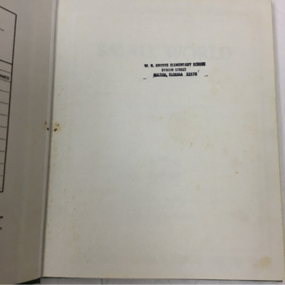 VINTAGE 1986 Small World Classroom Reading Book Homeschooling Library Level 7 - Picture 10 of 15